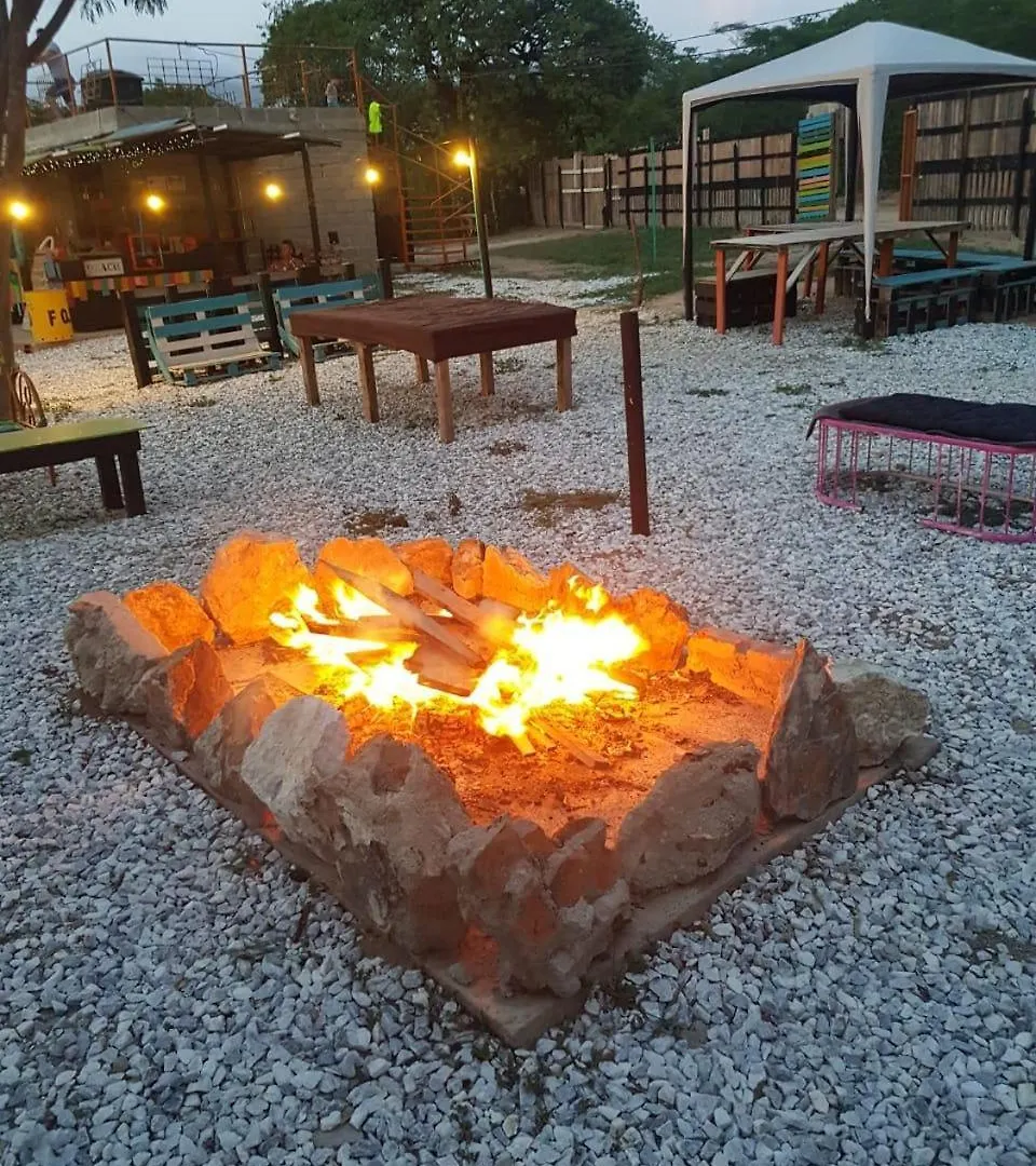 Paraiso Lounge Bonda Guest house